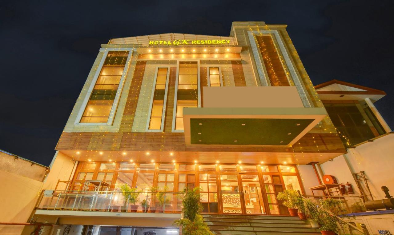 Treebo G K Residency Near Dehradun Railway Station Hotel Kültér fotó